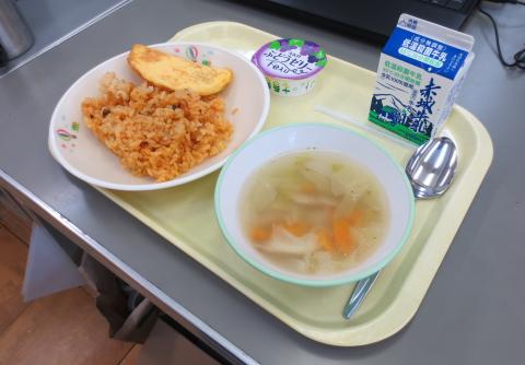 給食