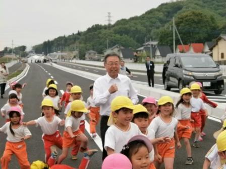 子どもたちと