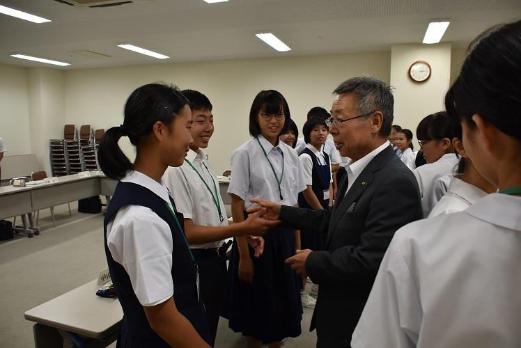 帰国あいさつ会の写真1