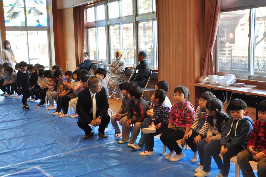 こもち幼稚園 餅つきの写真2