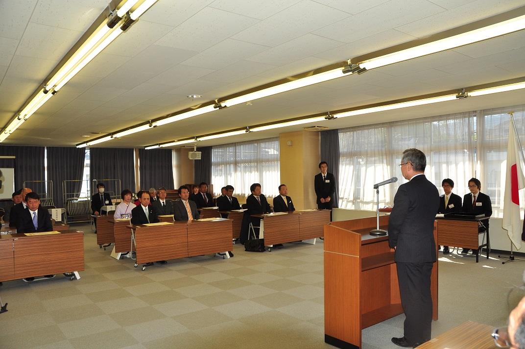 市議会議員選挙 当選証書付与式の写真1