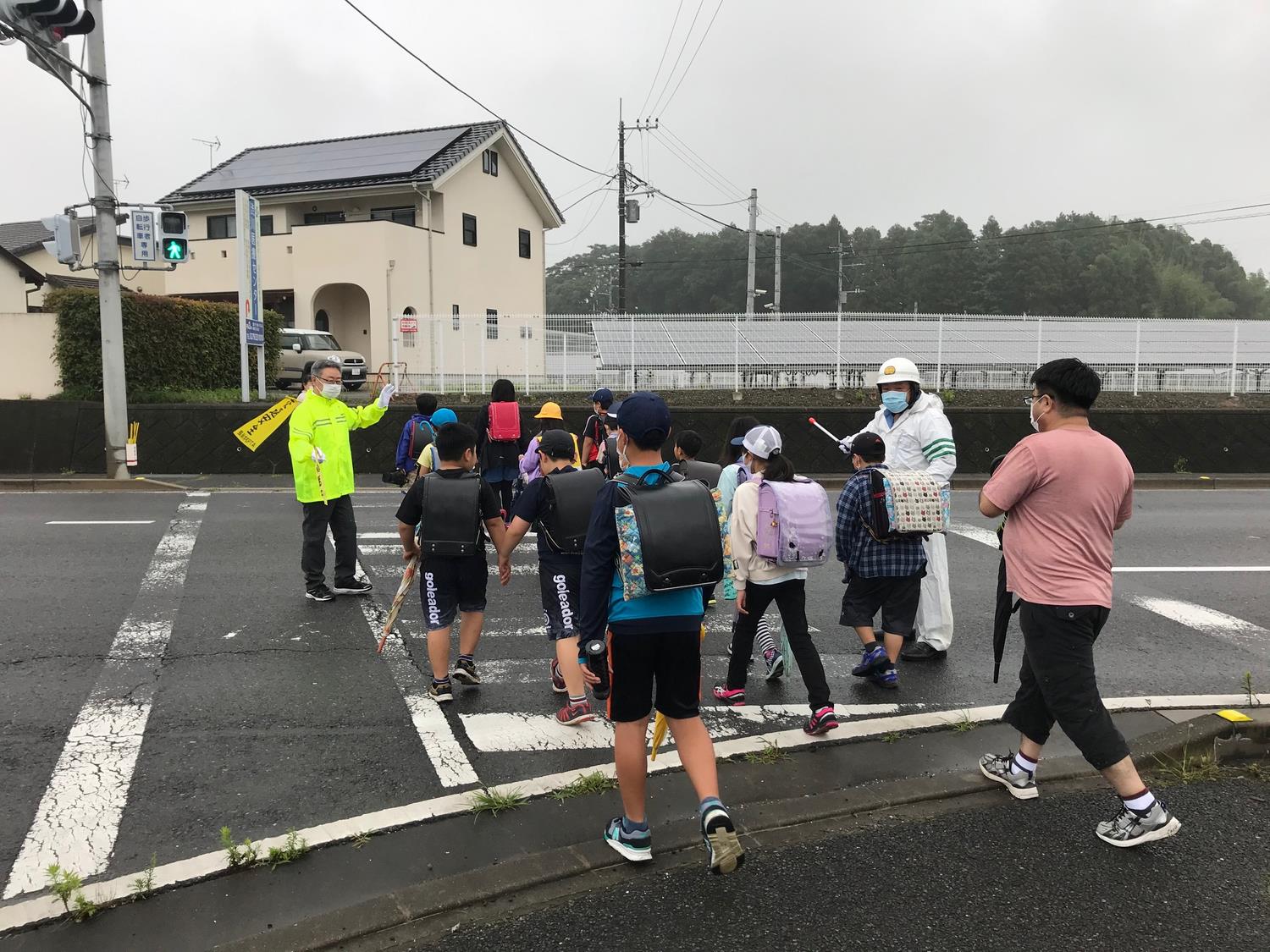 子持地区交通安全運動車両広報の写真