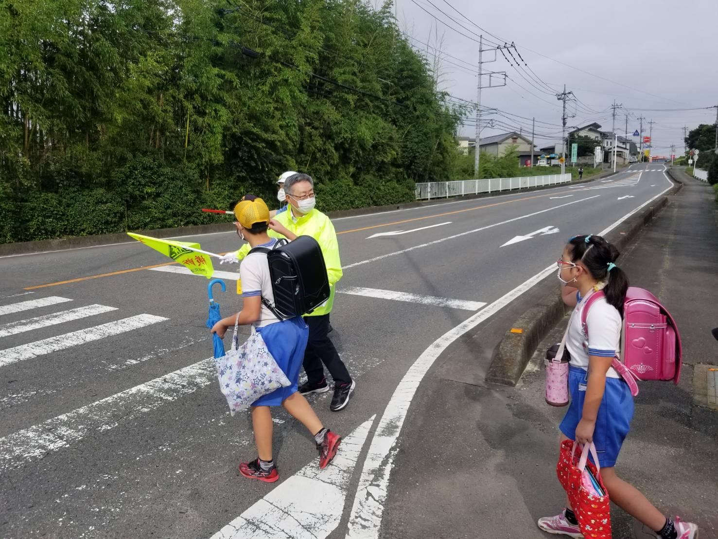 北橘地区交通安全運動車両広報の写真1