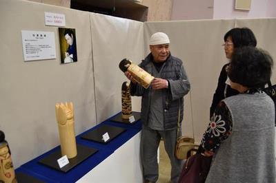 全国創作こけし美術展の写真1