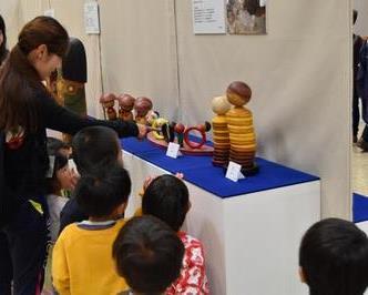 全国創作こけし美術展の写真2