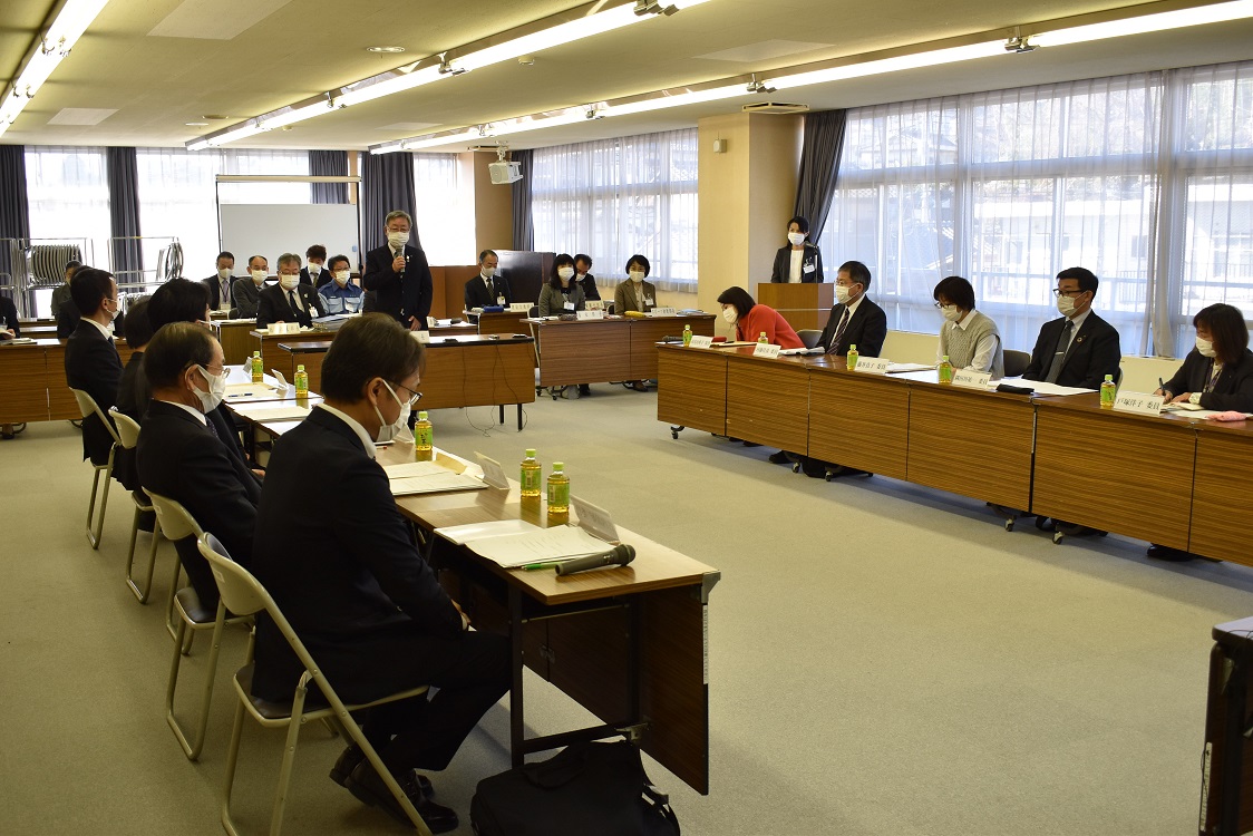 11.19まち・ひと・しごと創生検討会議