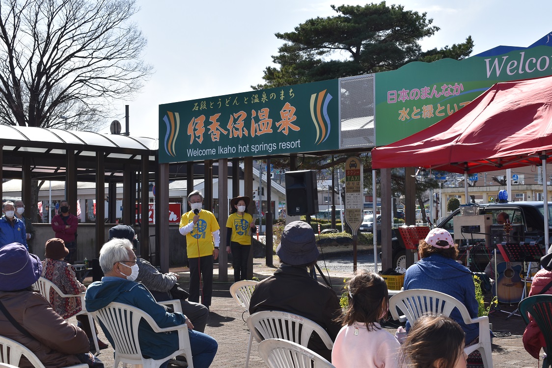 駅前ライブ