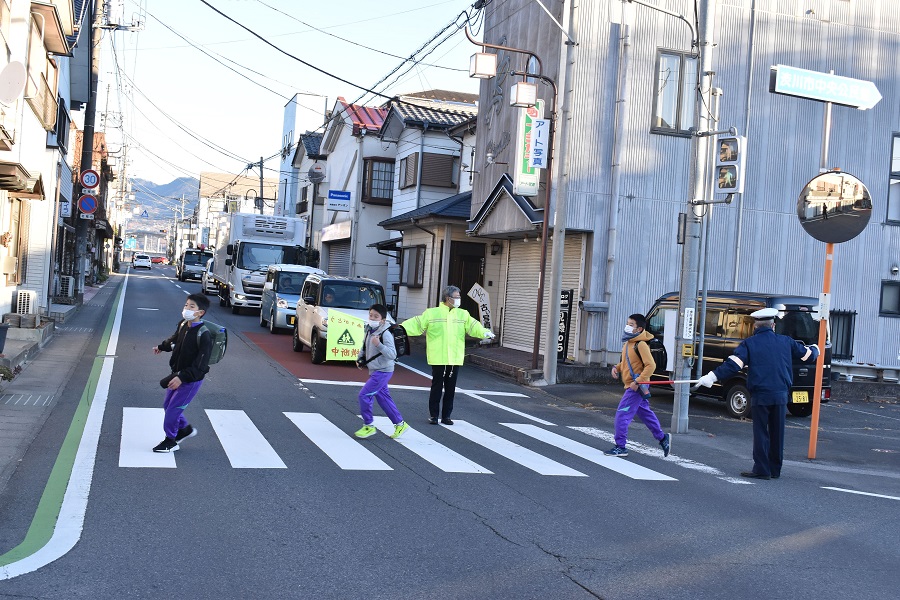 冬の県民交通安全車両広報（渋川北） (2)