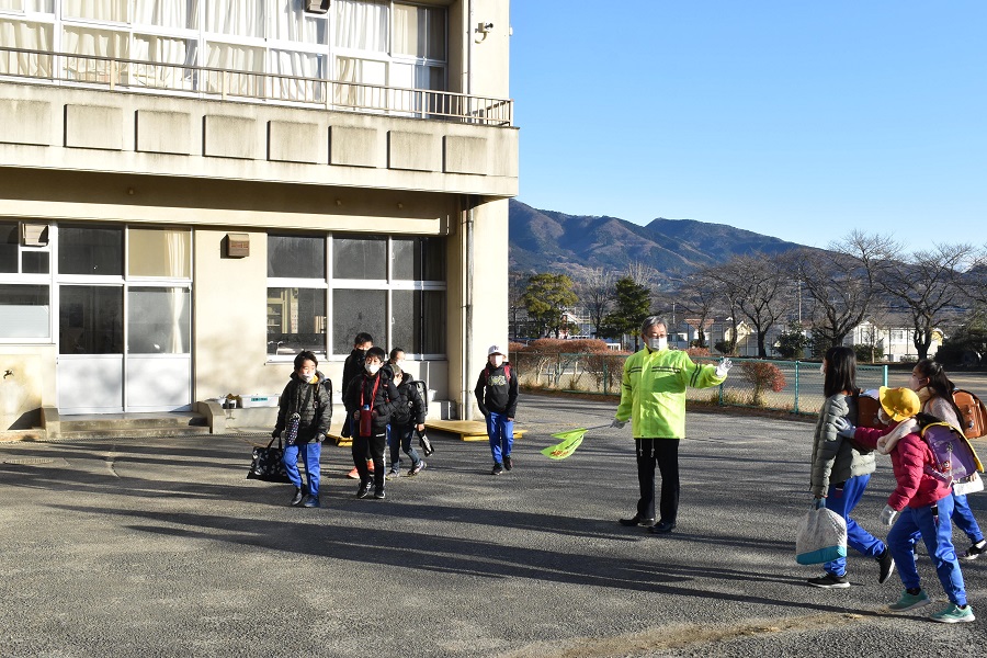 冬の県民交通安全車両広報（渋川北） (1)