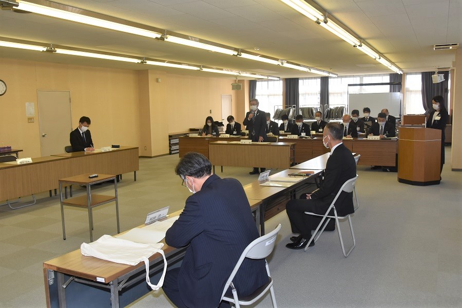 まちひとしごと創生検討会議