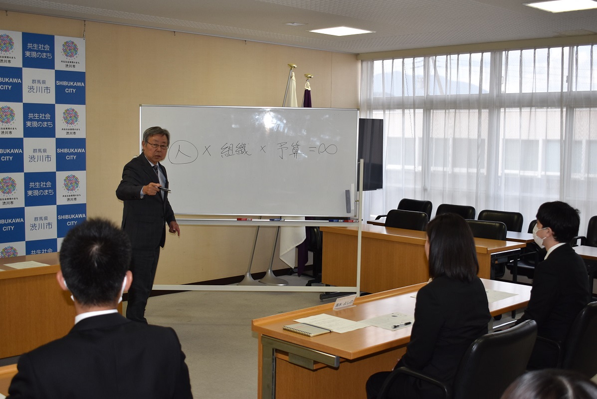 令和5年度新採用職員研修市長・副市長講話