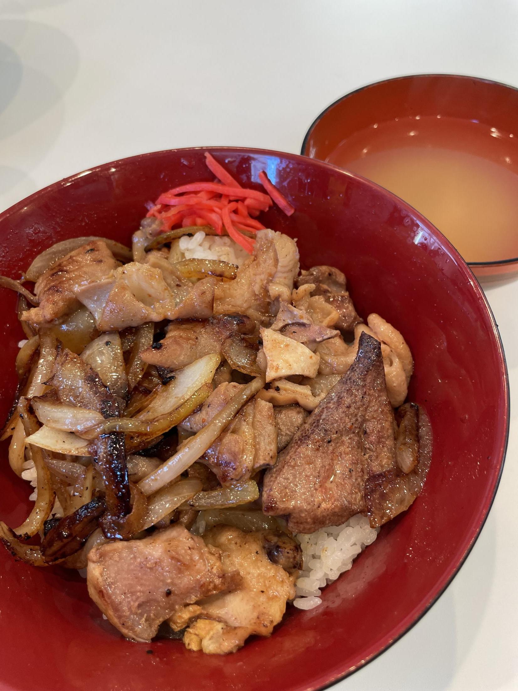 ホルモン丼