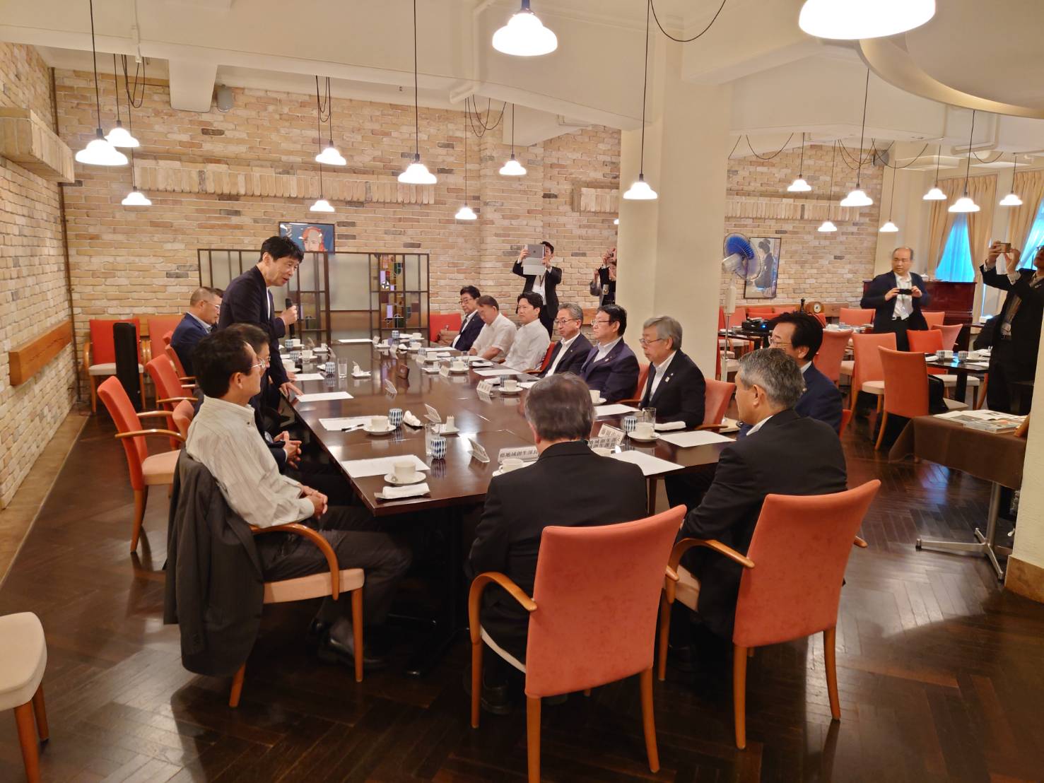 県知事との朝食会