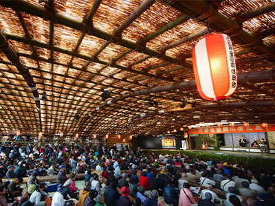 上三原田の歌舞伎舞台の写真