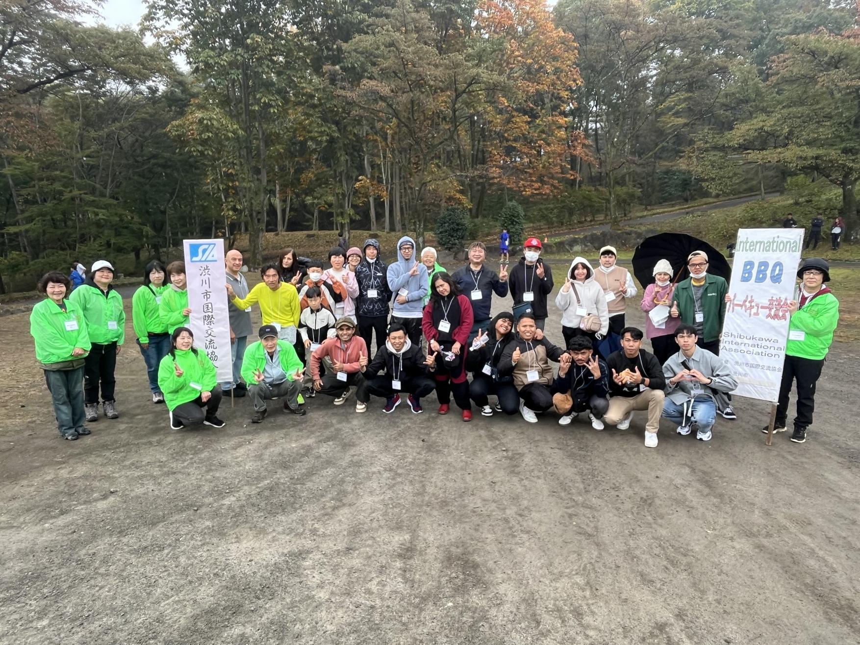 バーベキュー交流会集合写真