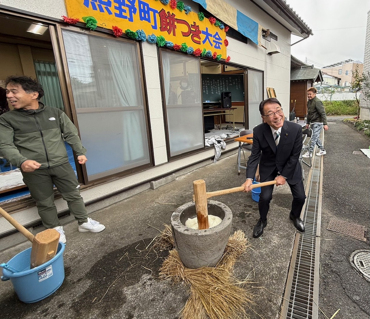 熊野町自治会三世代ふれあい餅つき大会 熊野町自治会三世代ふれあい餅つき大会