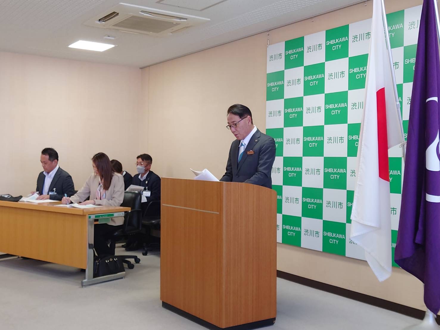 市長定例記者会見 市長定例記者会見