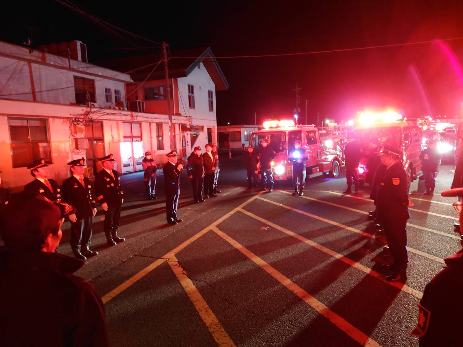 歳末特別警戒激励巡視（子持行政センター）