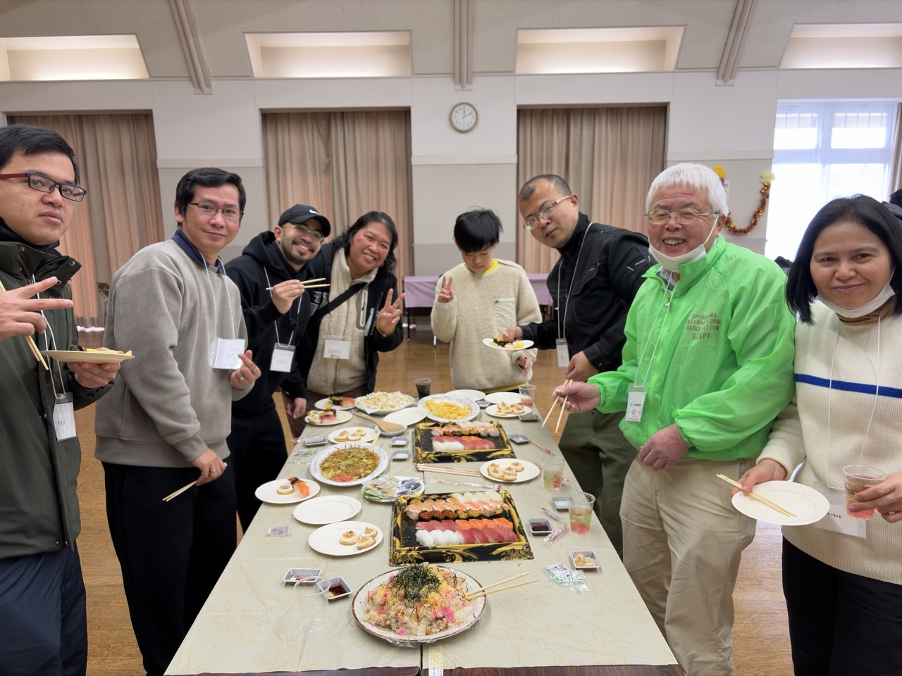 新年の集い立食ランチ.jpeg 新年の集い立食ランチ.jpeg