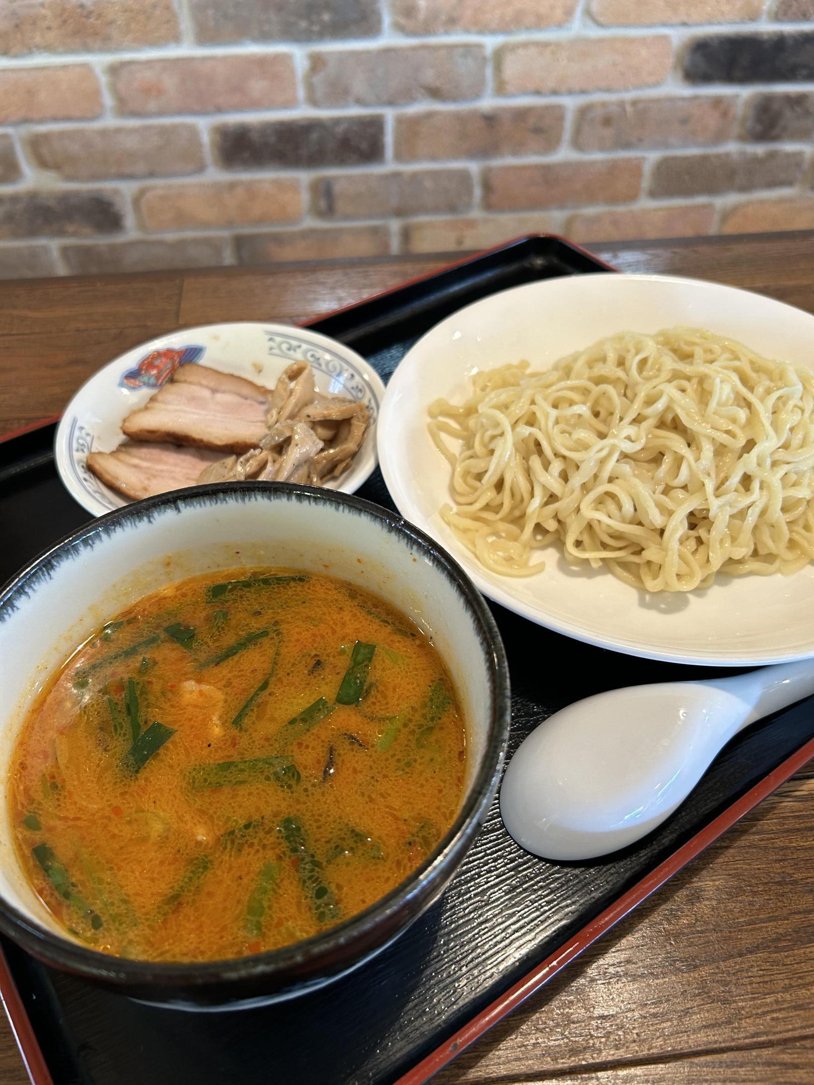ピリ辛味噌つけ麺