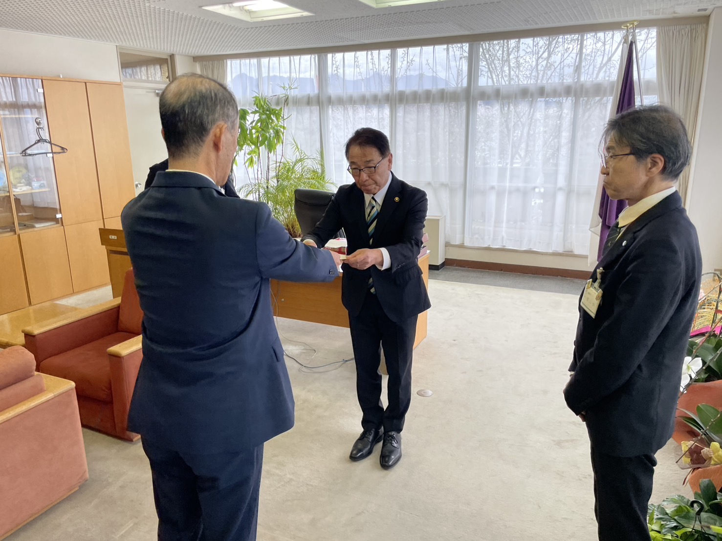 副市長への辞令交付