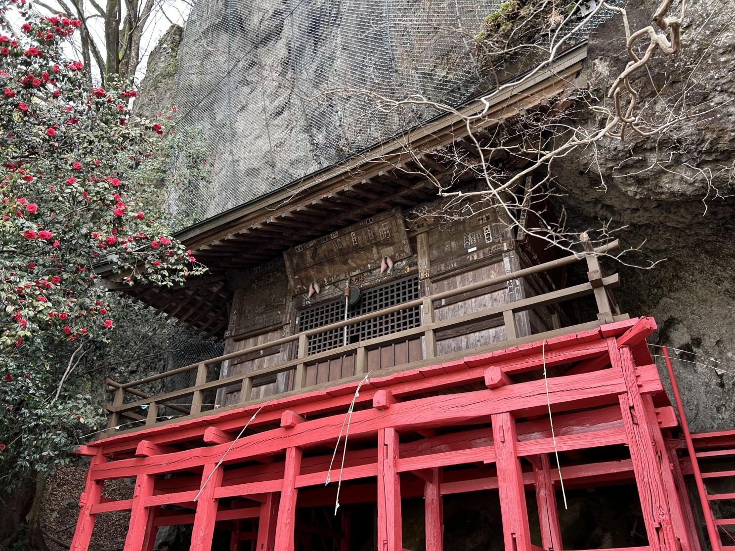 岩井堂観世⾳御堂