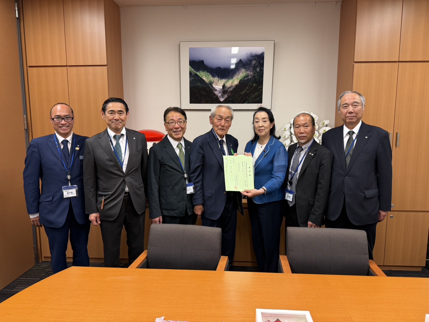 県選出国会議員への要望活動.jpeg