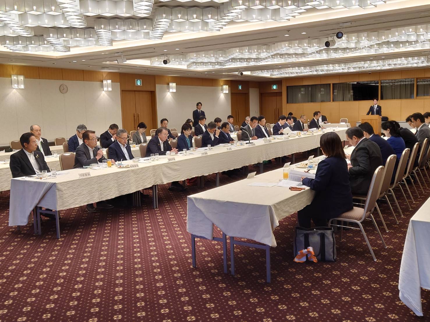 群馬県選出国家議員との朝食会.jpeg