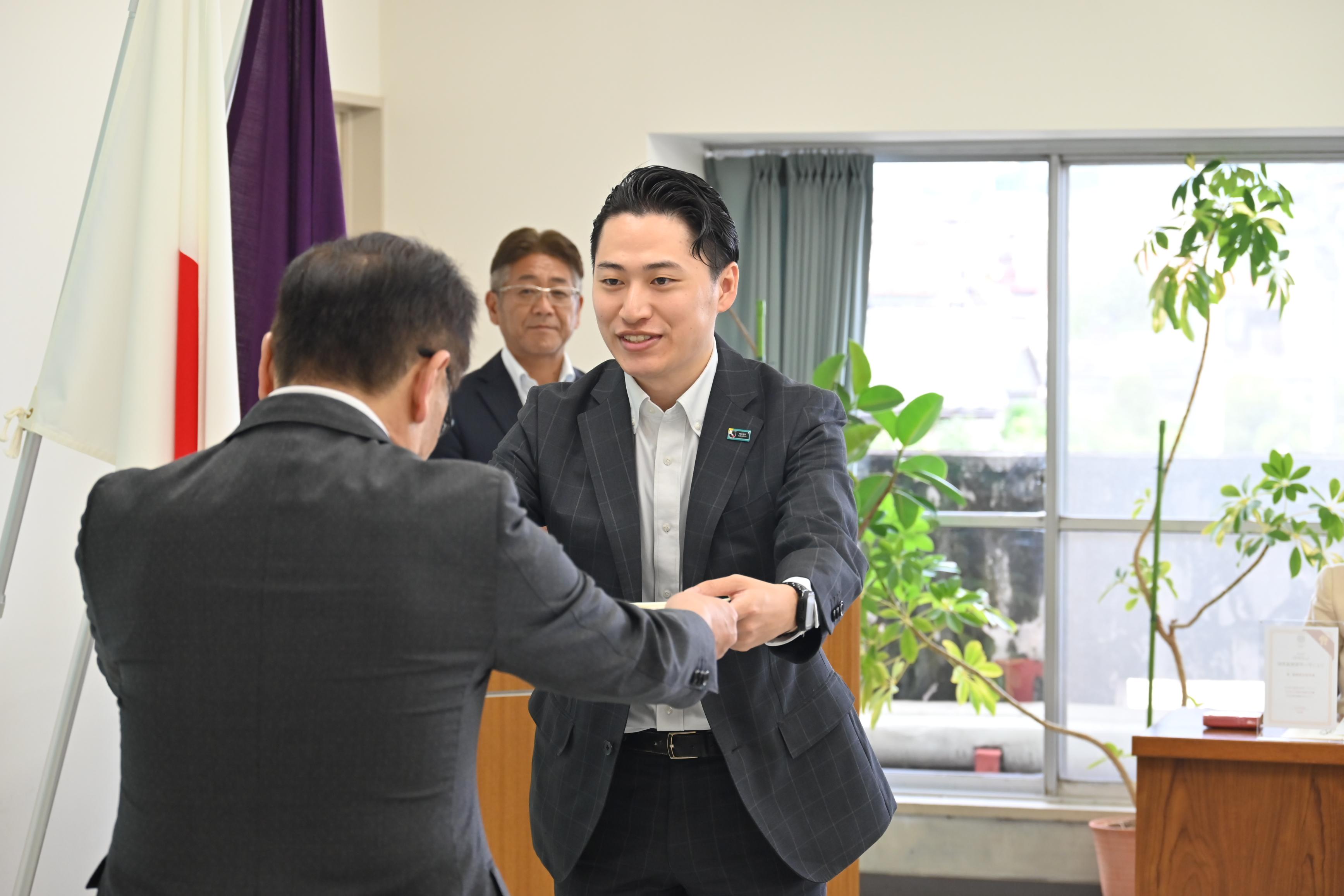 表彰授与_明治安田.JPG 表彰授与_明治安田.JPG