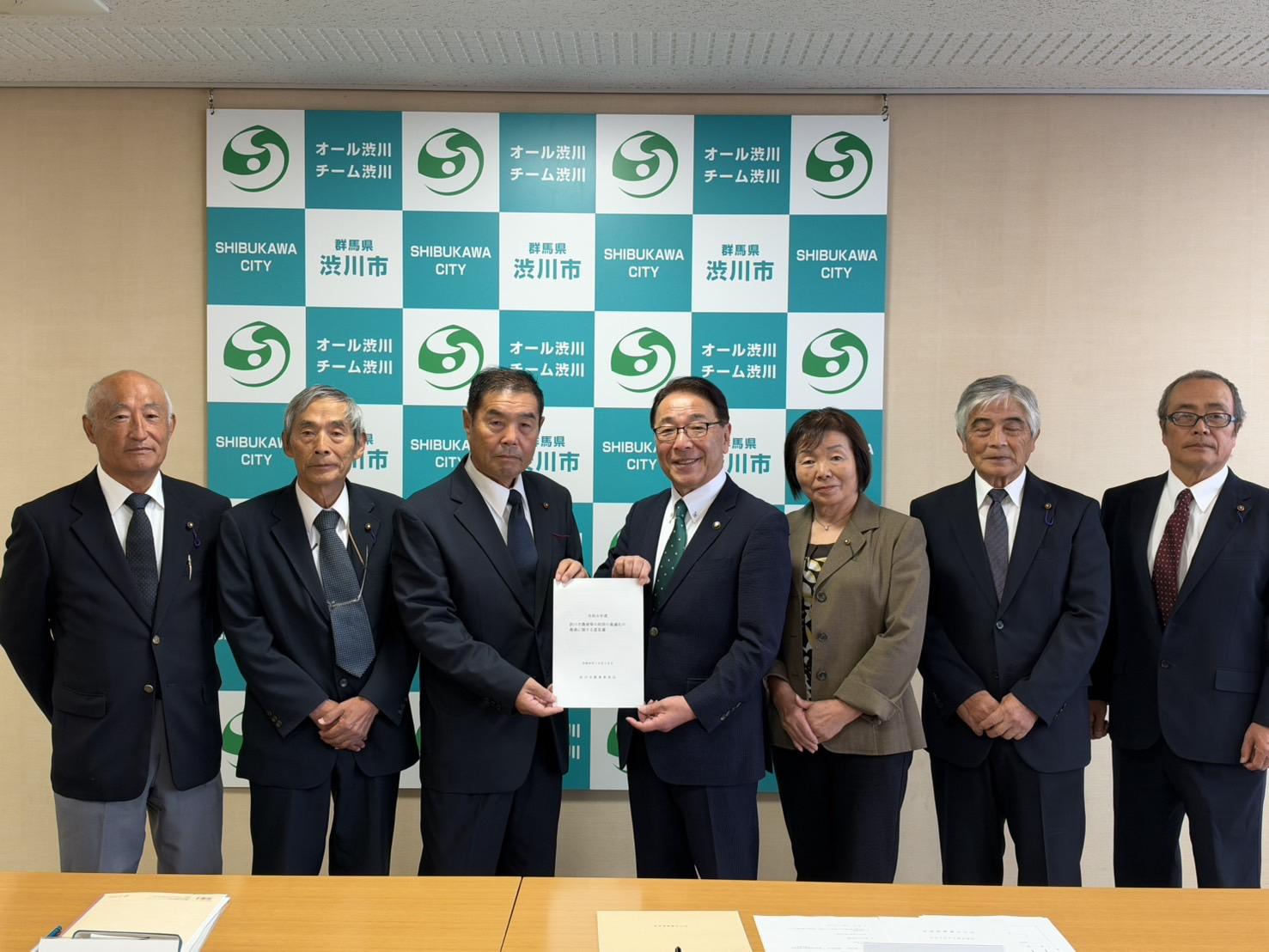 渋川市農地等の利用の最適化の推進に関する意見書の提出.jpeg
